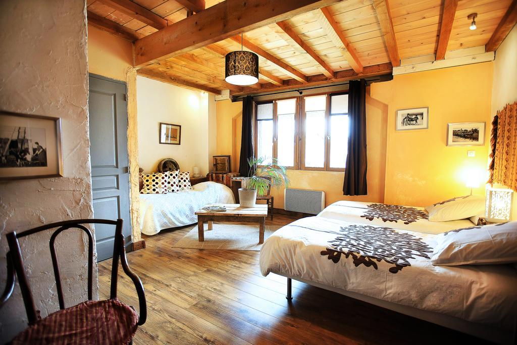 La Ferme Modele Hotel Châtillon-la-Palud Habitación foto